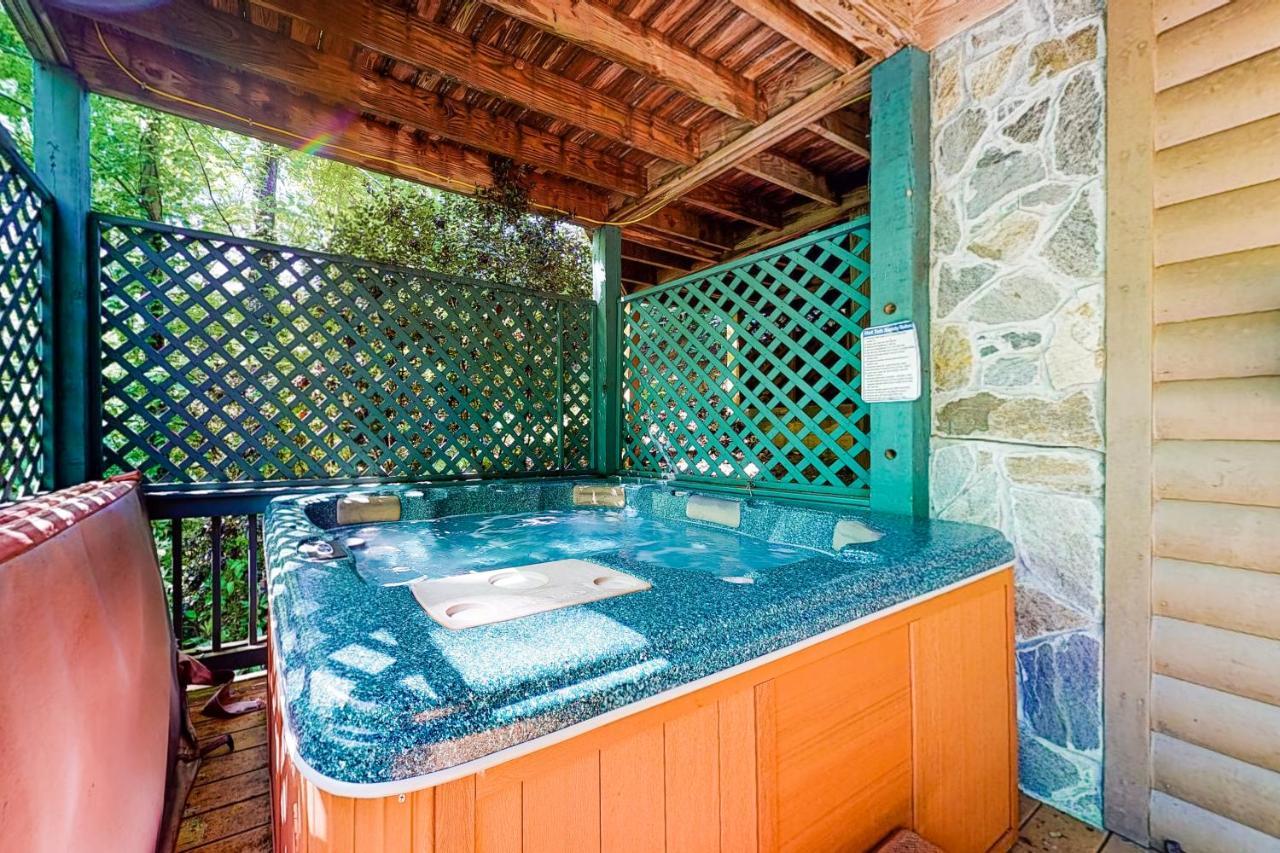 Lucilles Creekside Hideaway Villa บลูริดจ์ ภายนอก รูปภาพ